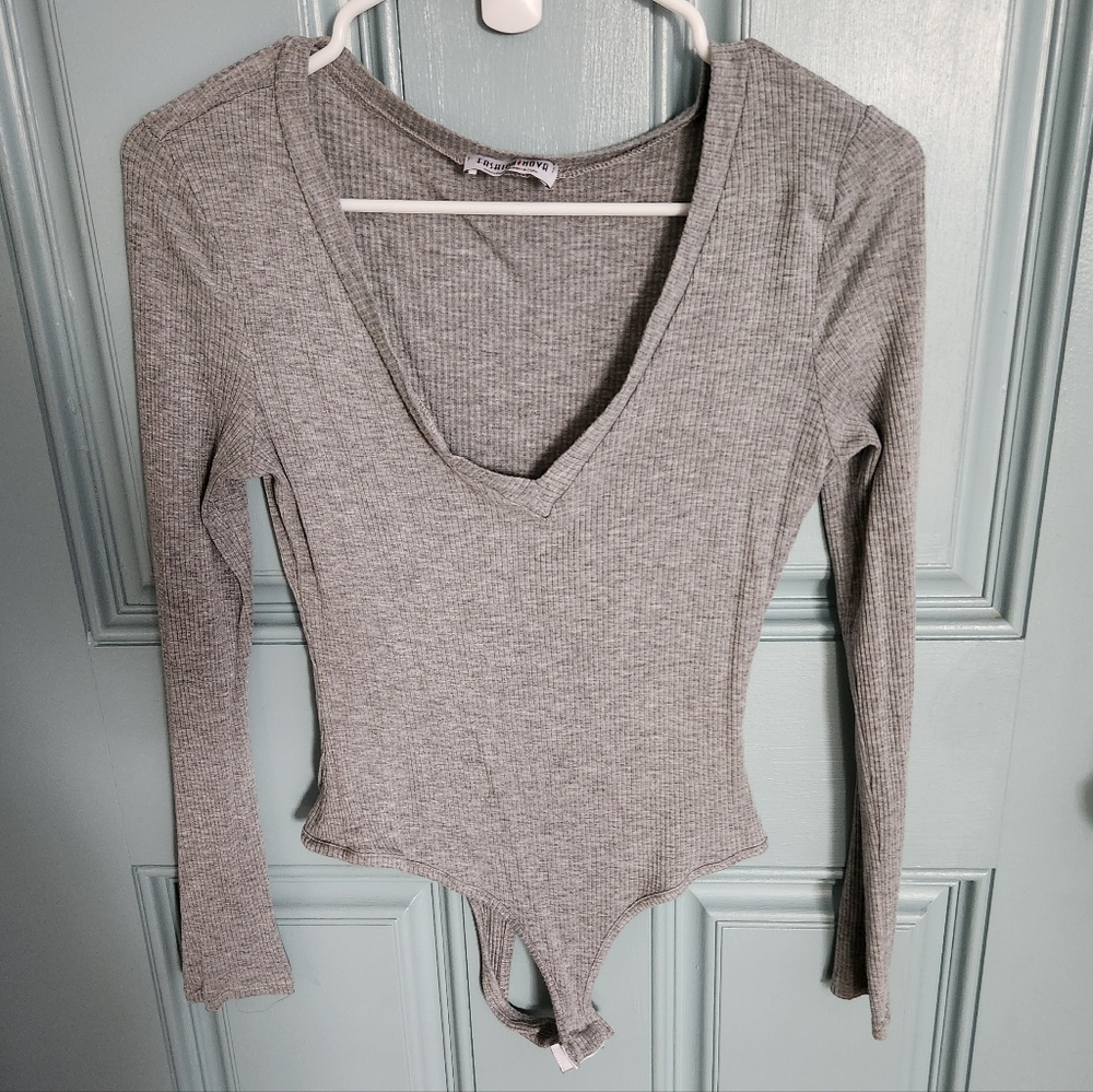 Fashion Nova Light Gray V-Neck Bodysuit